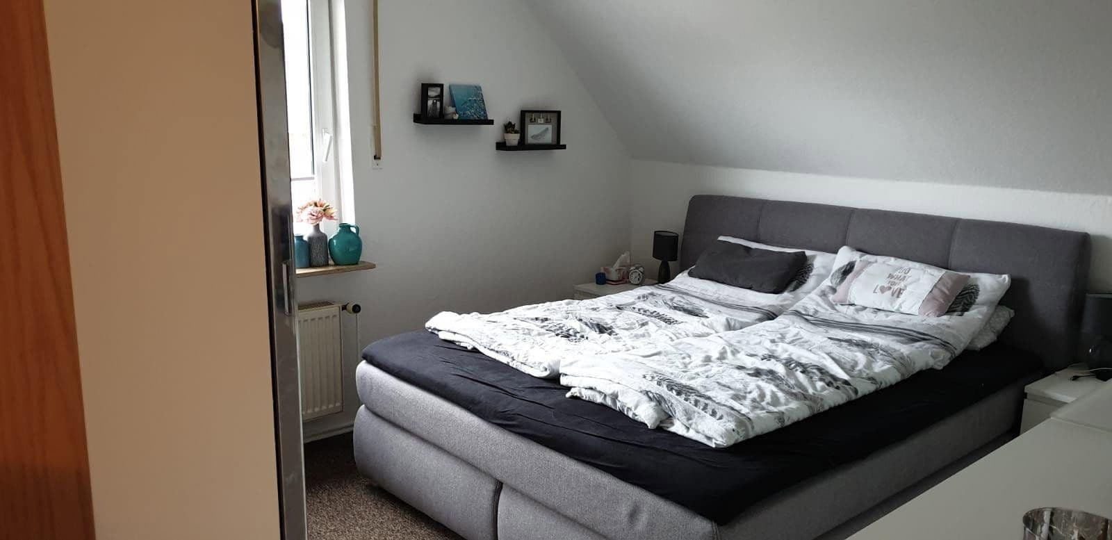 Predaj domu 140 m², pozemok 571 m², Hoffmannstraße 39, Ostrhauderfehn, Dolné Sasko Predaj domu 140 m², pozemok 571 m², Hoffmannstraße 39, Ostrhauderfehn, Dolné Sasko