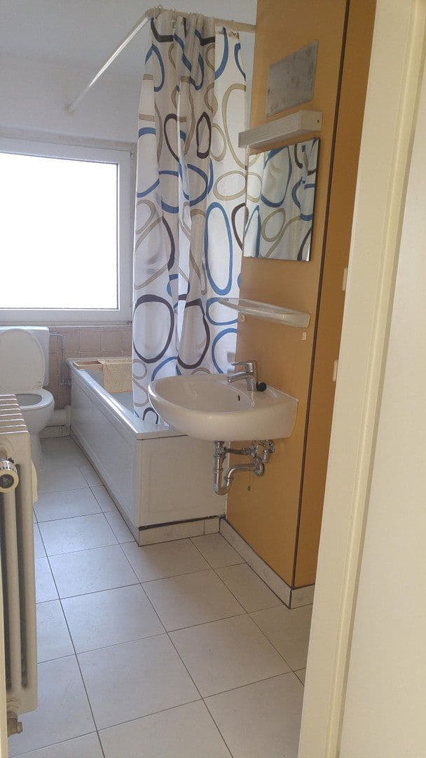 Prenájom bytu 2-izbový 62 m², Tulpenstr, Stuttgart, Bádensko-Wurttembersko Prenájom bytu 2-izbový 62 m², Tulpenstr, Stuttgart, Bádensko-Wurttembersko