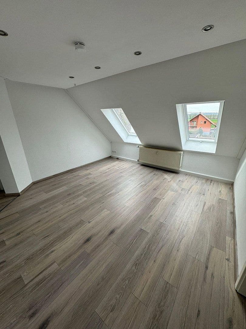 Prenájom bytu 3-izbový 56 m², Gartenstrasse 13A, Erbes-Büdesheim, Porýnie-Falcko Prenájom bytu 3-izbový 56 m², Gartenstrasse 13A, Erbes-Büdesheim, Porýnie-Falcko