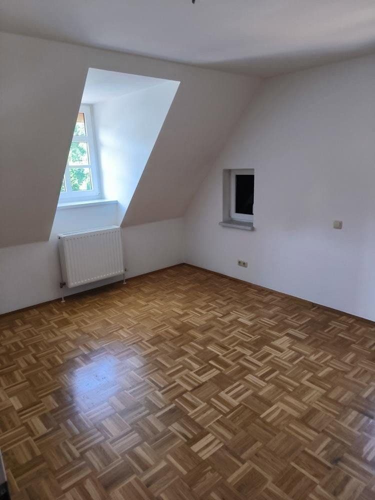 Predaj bytu 3-izbový 84 m², Am alten Schloß 18, Weidenberg, Bavorsko Predaj bytu 3-izbový 84 m², Am alten Schloß 18, Weidenberg, Bavorsko