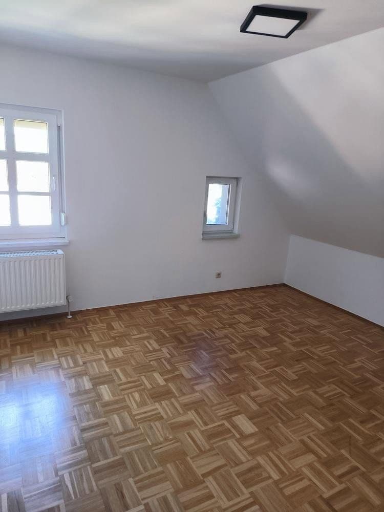 Predaj bytu 3-izbový 84 m², Am alten Schloß 18, Weidenberg, Bavorsko Predaj bytu 3-izbový 84 m², Am alten Schloß 18, Weidenberg, Bavorsko