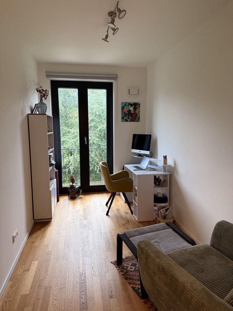 Prenájom bytu 5-izbový 133 m², Winterlindenweg 83, Hamburg, Hamburg Prenájom bytu 5-izbový 133 m², Winterlindenweg 83, Hamburg, Hamburg