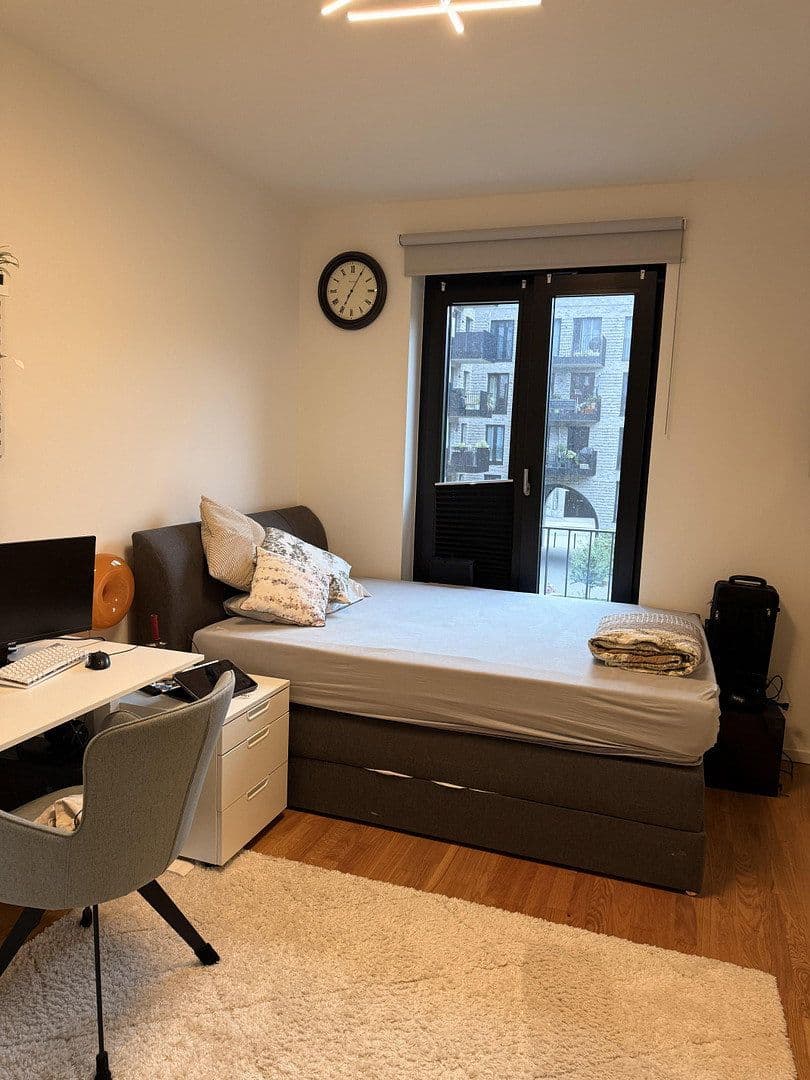 Prenájom bytu 5-izbový 133 m², Winterlindenweg 83, Hamburg, Hamburg Prenájom bytu 5-izbový 133 m², Winterlindenweg 83, Hamburg, Hamburg