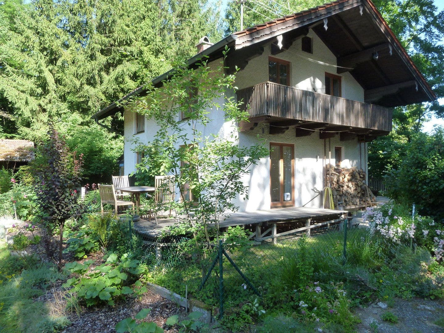 Predaj domu 105 m², pozemok 1.135 m², Übersee, Bavorsko Predaj domu 105 m², pozemok 1.135 m², Übersee, Bavorsko