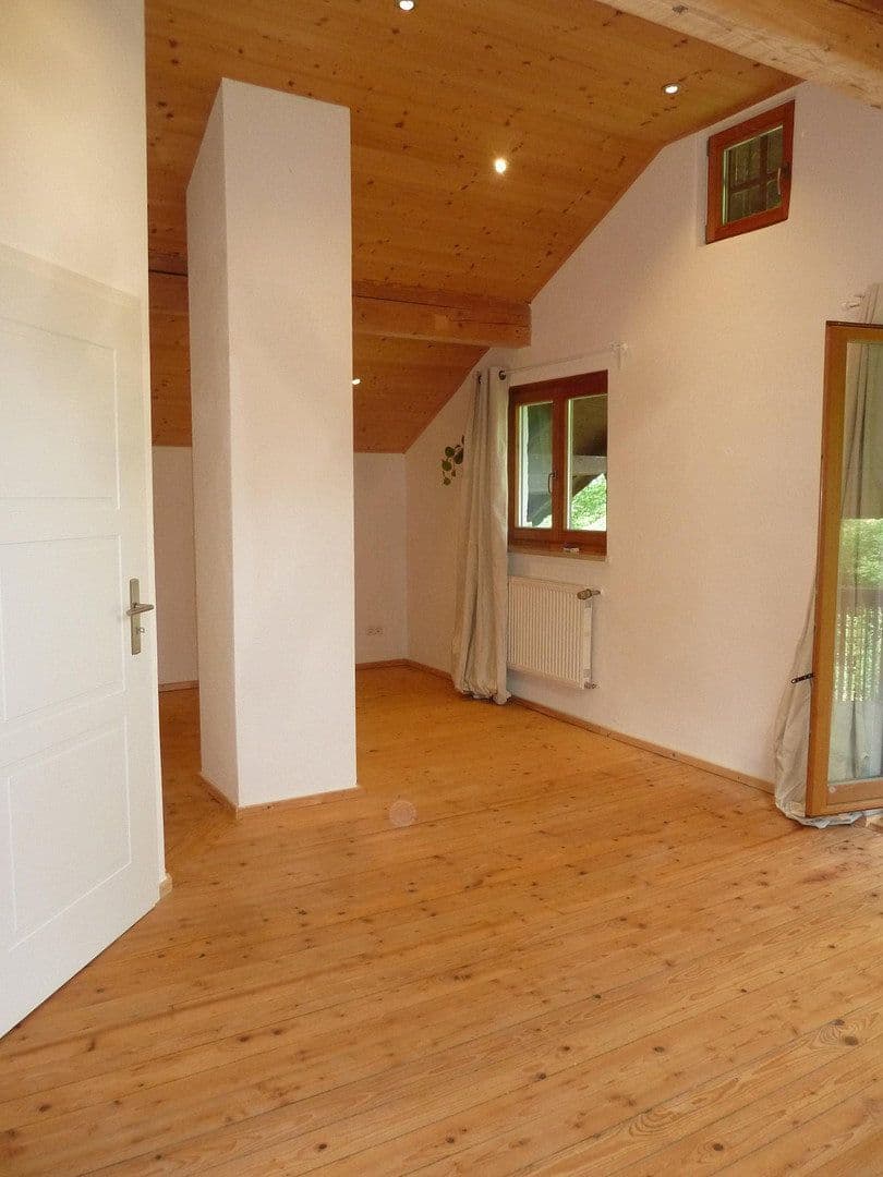 Predaj domu 105 m², pozemok 1.135 m², Übersee, Bavorsko Predaj domu 105 m², pozemok 1.135 m², Übersee, Bavorsko