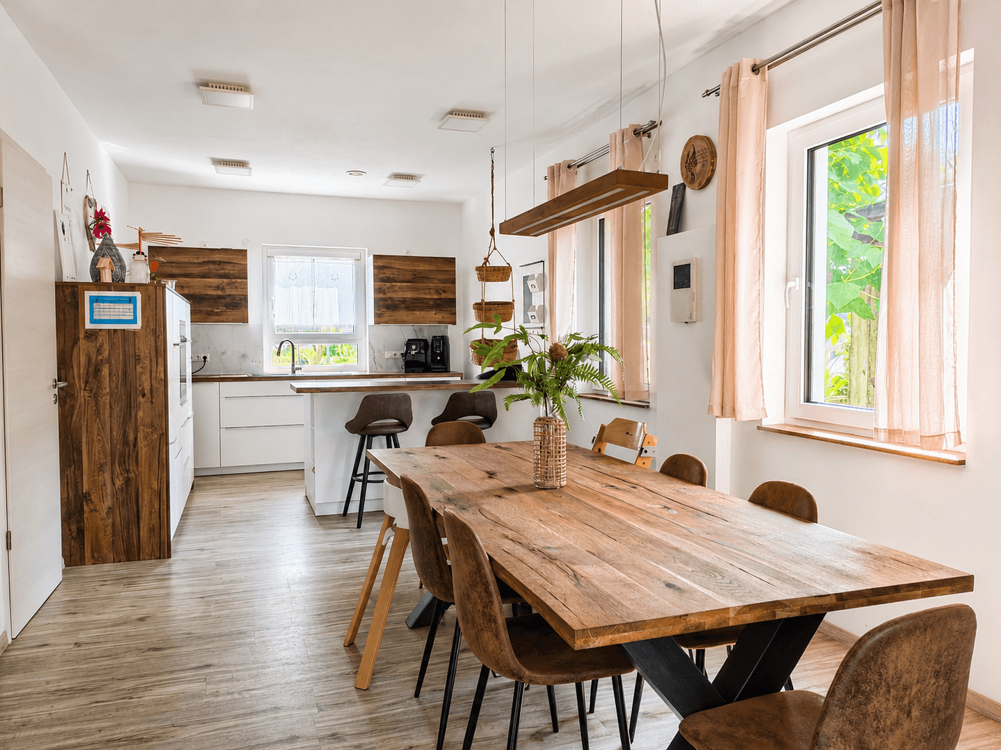 Predaj domu 217 m², pozemok 738 m², Reisbach, Bavorsko Predaj domu 217 m², pozemok 738 m², Reisbach, Bavorsko