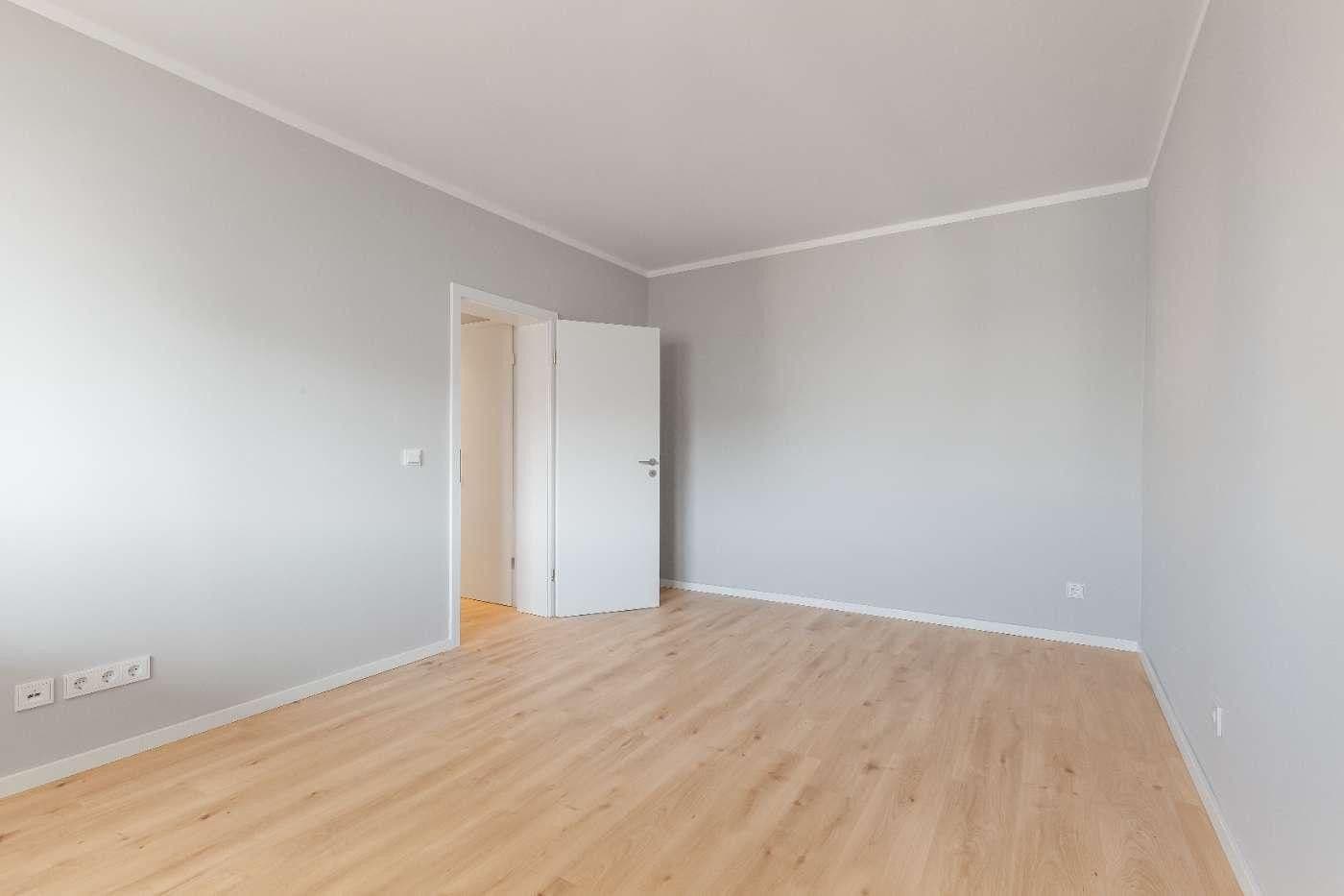 Predaj bytu 3-izbový 76 m², Berlin, Berlín Predaj bytu 3-izbový 76 m², Berlin, Berlín