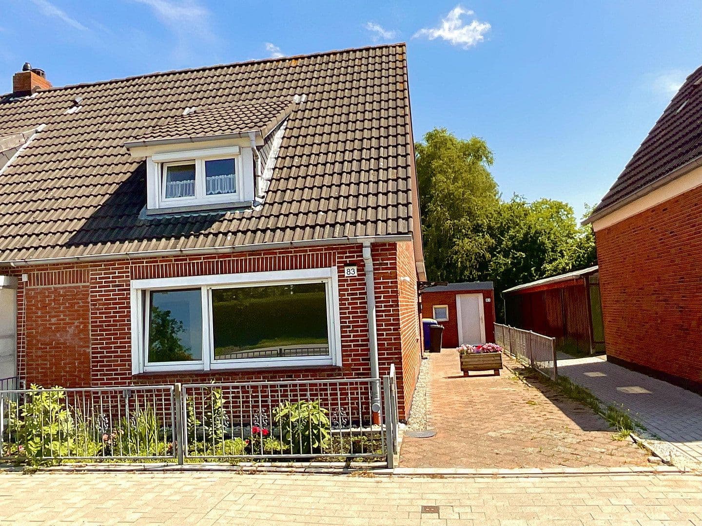 Predaj domu 117 m², pozemok 260 m², Althusiusstr. 83, Emden, Dolné Sasko Predaj domu 117 m², pozemok 260 m², Althusiusstr. 83, Emden, Dolné Sasko