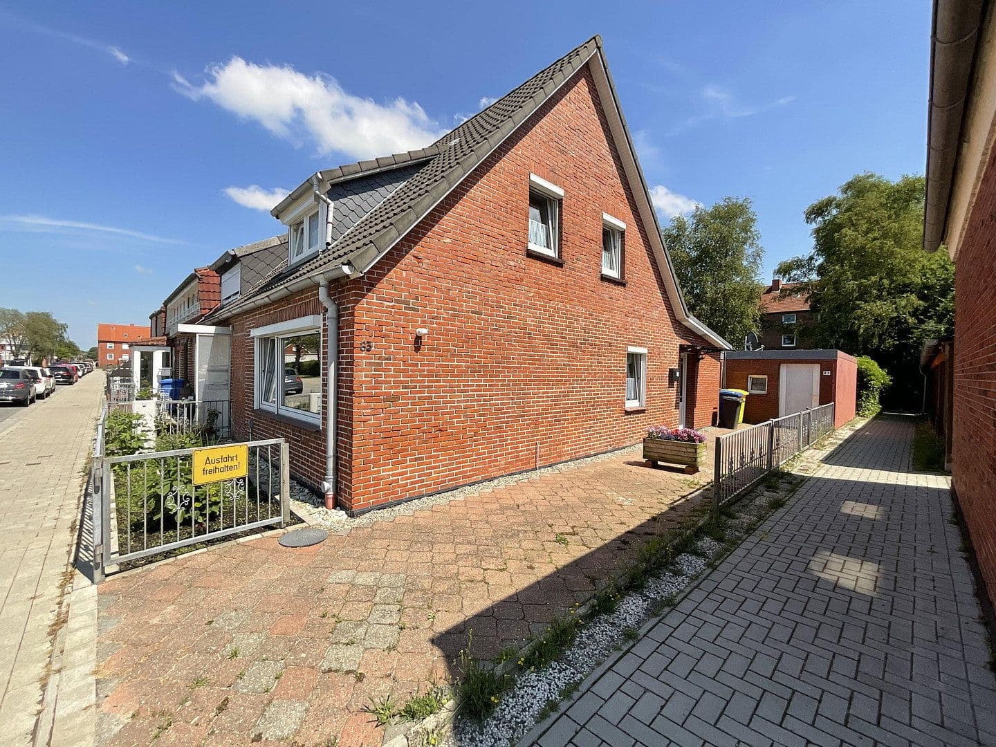 Predaj domu 117 m², pozemok 260 m², Althusiusstr. 83, Emden, Dolné Sasko Predaj domu 117 m², pozemok 260 m², Althusiusstr. 83, Emden, Dolné Sasko