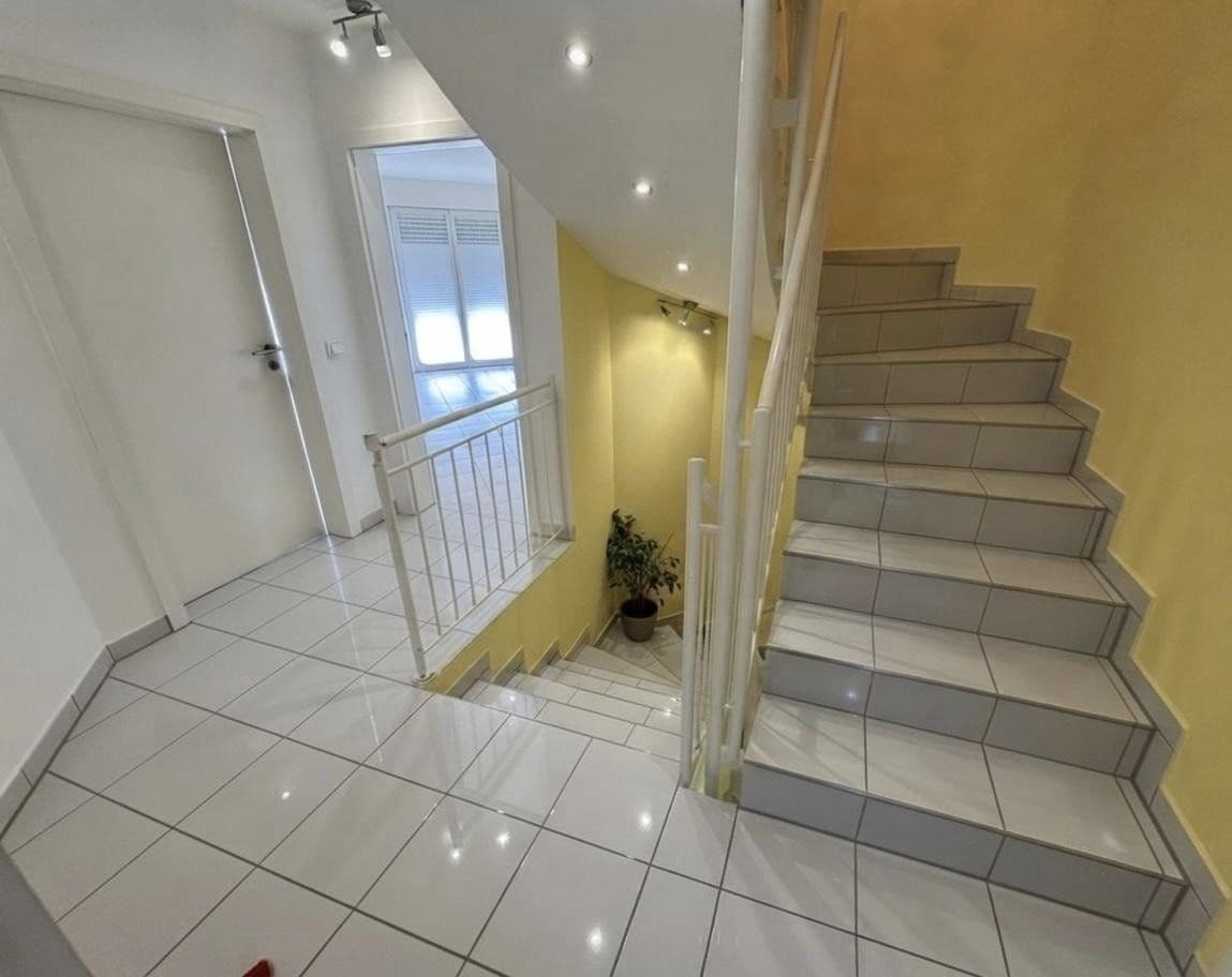 Prenájom domu 160 m², pozemok 60 m², Ingolstadt, Bavorsko Prenájom domu 160 m², pozemok 60 m², Ingolstadt, Bavorsko