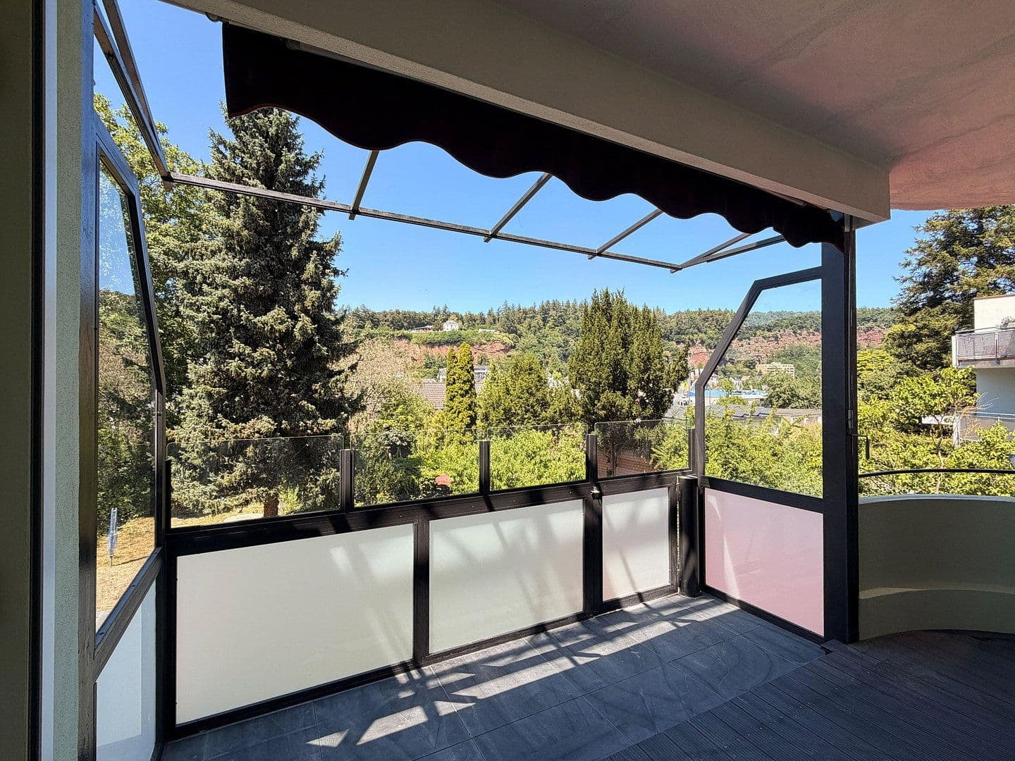 Predaj bytu 3-izbový 93 m², Trier, Porýnie-Falcko Predaj bytu 3-izbový 93 m², Trier, Porýnie-Falcko