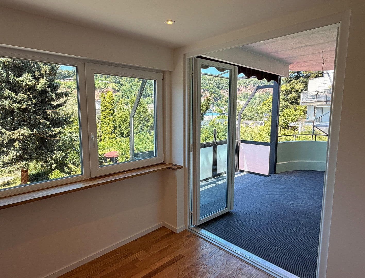 Predaj bytu 3-izbový 93 m², Trier, Porýnie-Falcko Predaj bytu 3-izbový 93 m², Trier, Porýnie-Falcko