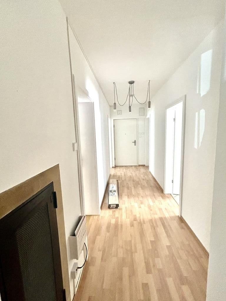 Prenájom bytu 1-izbový 15 m², Markomannenstr. 27, Stuttgart, Bádensko-Wurttembersko Prenájom bytu 1-izbový 15 m², Markomannenstr. 27, Stuttgart, Bádensko-Wurttembersko