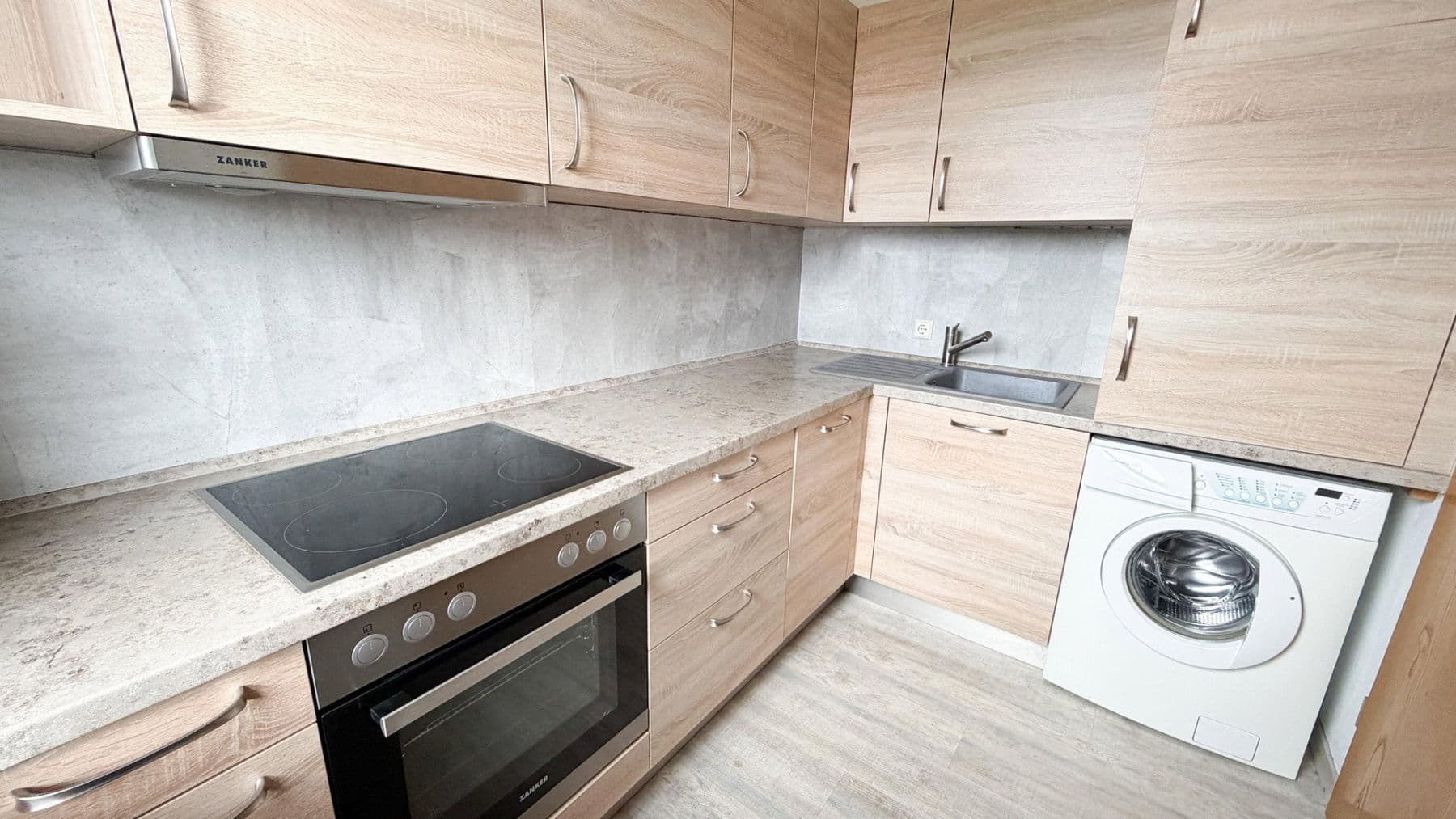 Predaj bytu 2-izbový 60 m², Rehhofstr. 142, Nürnberg, Bavorsko Predaj bytu 2-izbový 60 m², Rehhofstr. 142, Nürnberg, Bavorsko