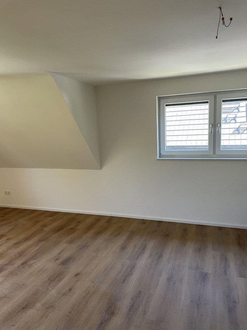 Prenájom bytu 2-izbový 55 m², Ludwigsburg, Bádensko-Wurttembersko Prenájom bytu 2-izbový 55 m², Ludwigsburg, Bádensko-Wurttembersko