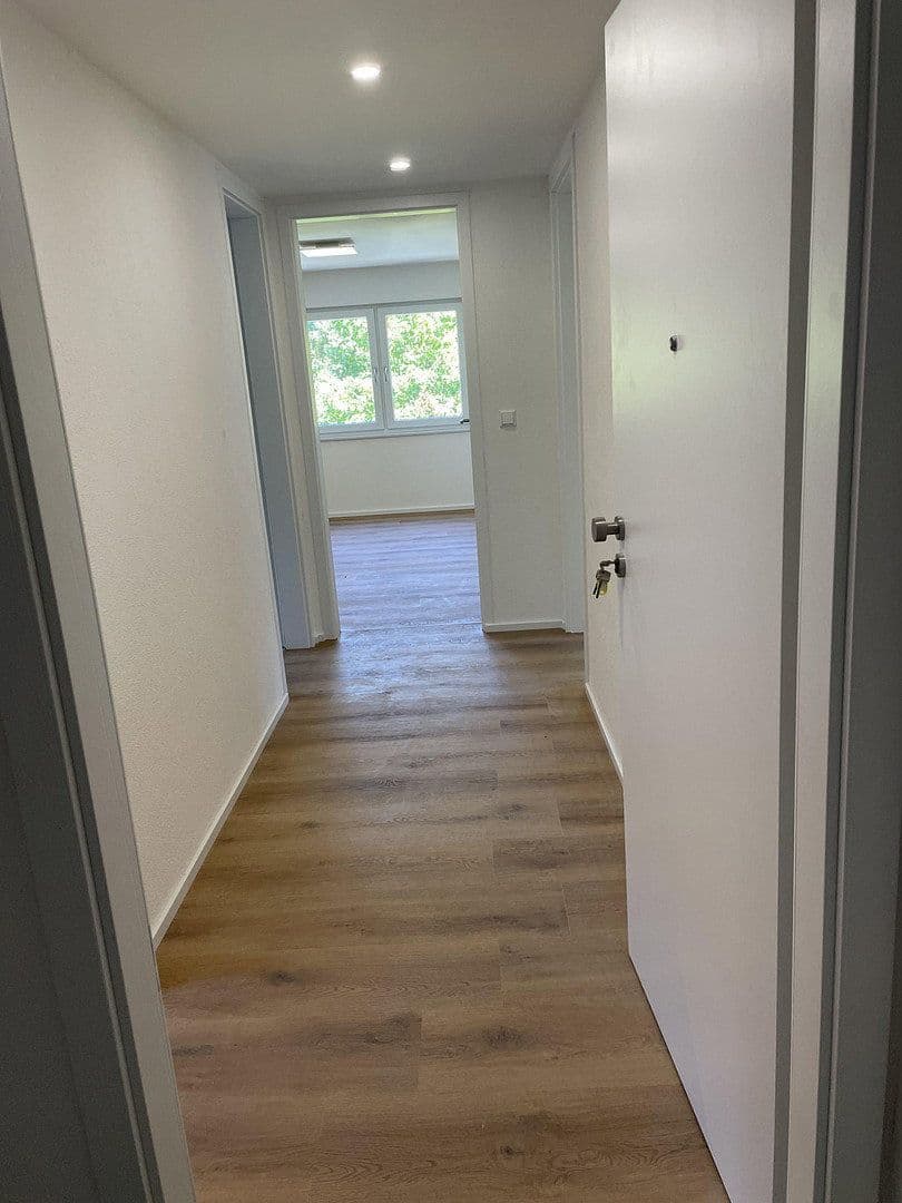 Prenájom bytu 2-izbový 55 m², Ludwigsburg, Bádensko-Wurttembersko Prenájom bytu 2-izbový 55 m², Ludwigsburg, Bádensko-Wurttembersko