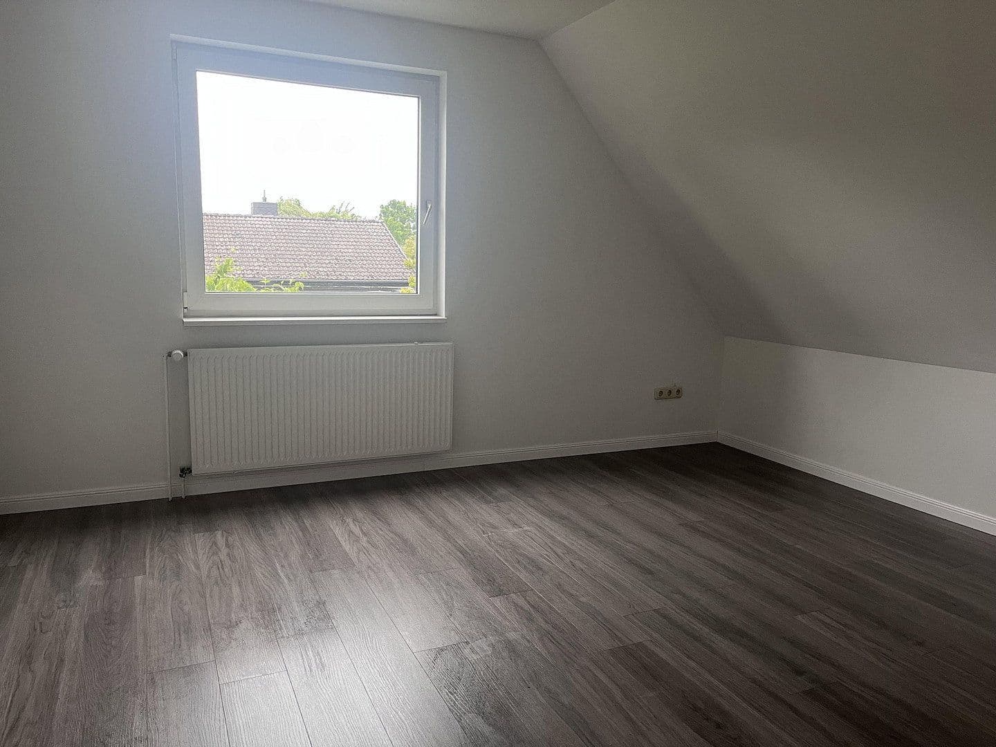 Prenájom bytu 3-izbový 86 m², Tornesch, Šlezvicko-Holštajnsko Prenájom bytu 3-izbový 86 m², Tornesch, Šlezvicko-Holštajnsko