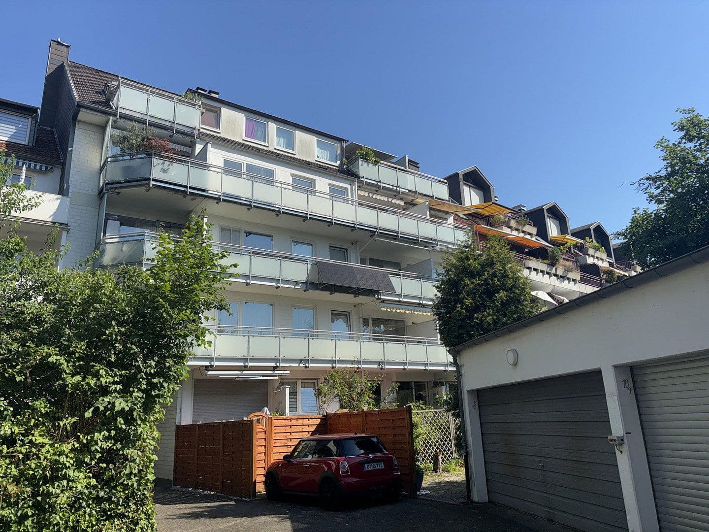 Prenájom bytu 3-izbový 82 m², Marbacher Str. 13, Düsseldorf, Severné Porýnie - Westfálsko Prenájom bytu 3-izbový 82 m², Marbacher Str. 13, Düsseldorf, Severné Porýnie - Westfálsko
