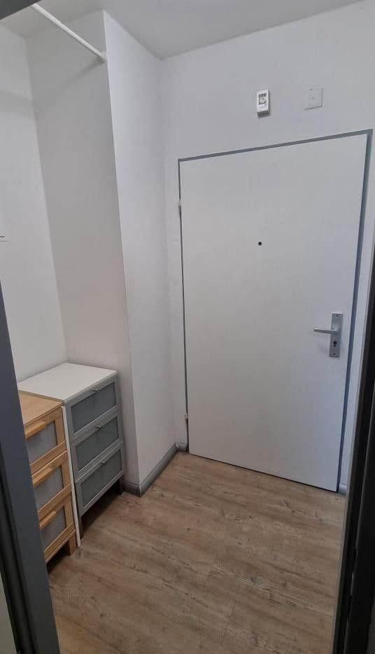 Predaj bytu 1-izbový 32 m², Friedrich-Wilhelm-Str., Berlin, Berlín Predaj bytu 1-izbový 32 m², Friedrich-Wilhelm-Str., Berlin, Berlín