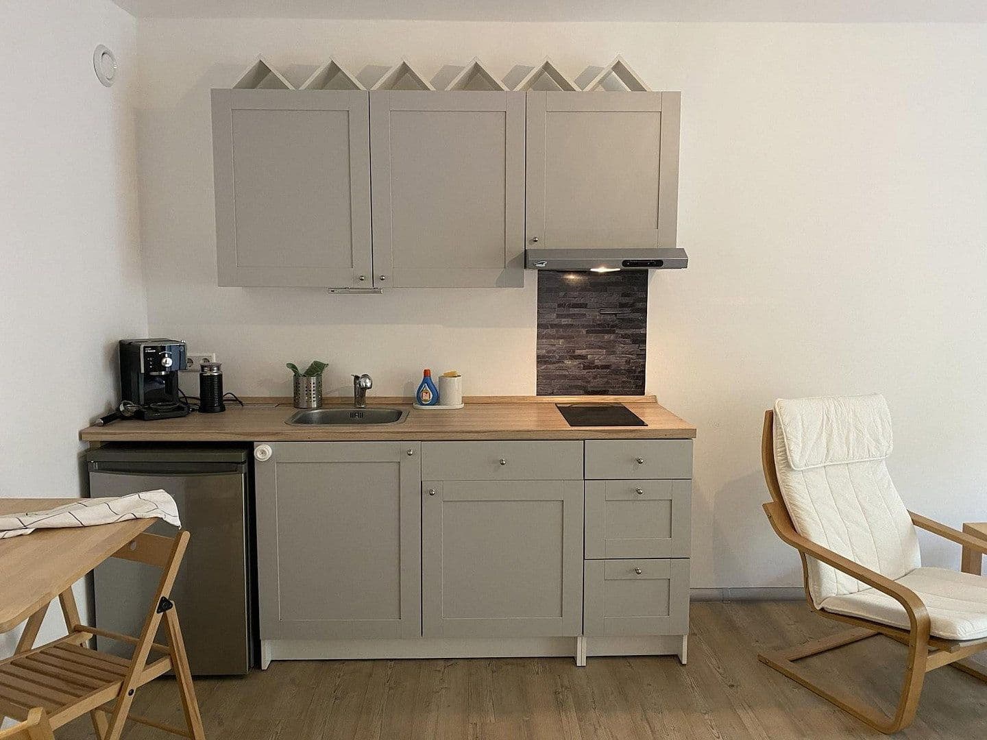 Predaj bytu 1-izbový 32 m², Friedrich-Wilhelm-Str., Berlin, Berlín Predaj bytu 1-izbový 32 m², Friedrich-Wilhelm-Str., Berlin, Berlín