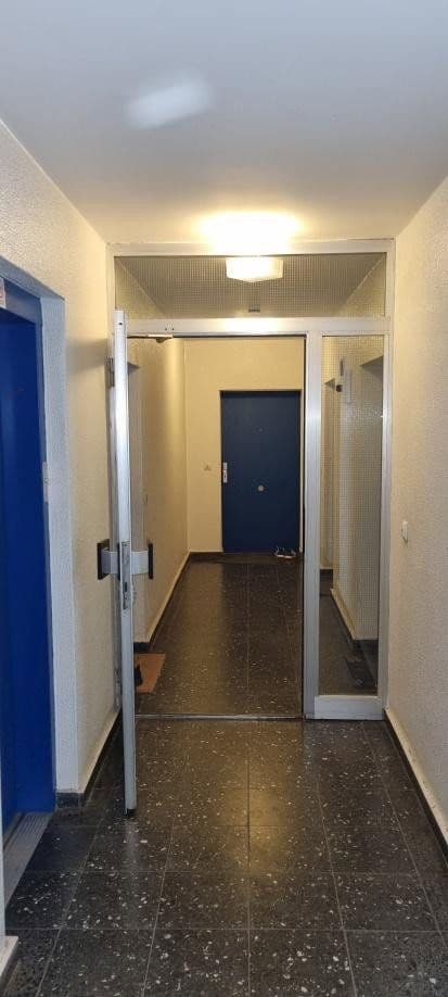 Predaj bytu 1-izbový 32 m², Friedrich-Wilhelm-Str., Berlin, Berlín Predaj bytu 1-izbový 32 m², Friedrich-Wilhelm-Str., Berlin, Berlín