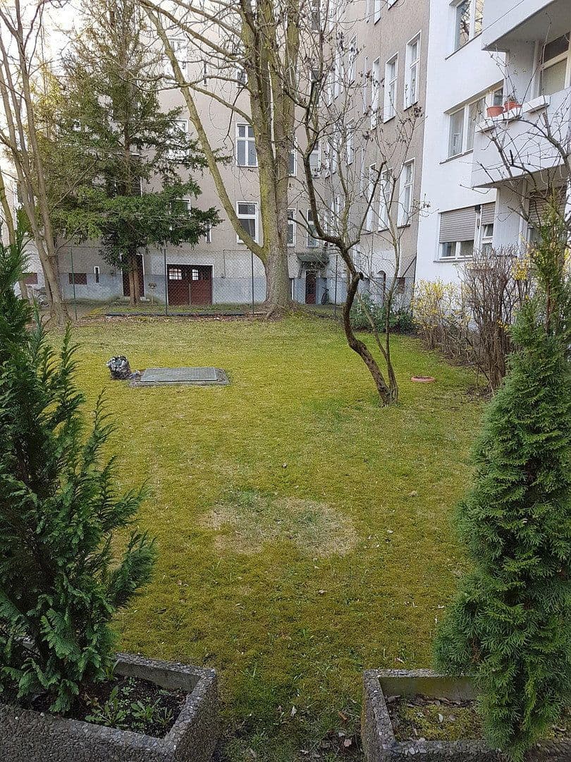 Predaj bytu 1-izbový 32 m², Friedrich-Wilhelm-Str., Berlin, Berlín Predaj bytu 1-izbový 32 m², Friedrich-Wilhelm-Str., Berlin, Berlín