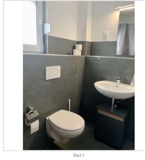 Prenájom bytu 12 m², Frankfurt, Hesensko Prenájom bytu 12 m², Frankfurt, Hesensko