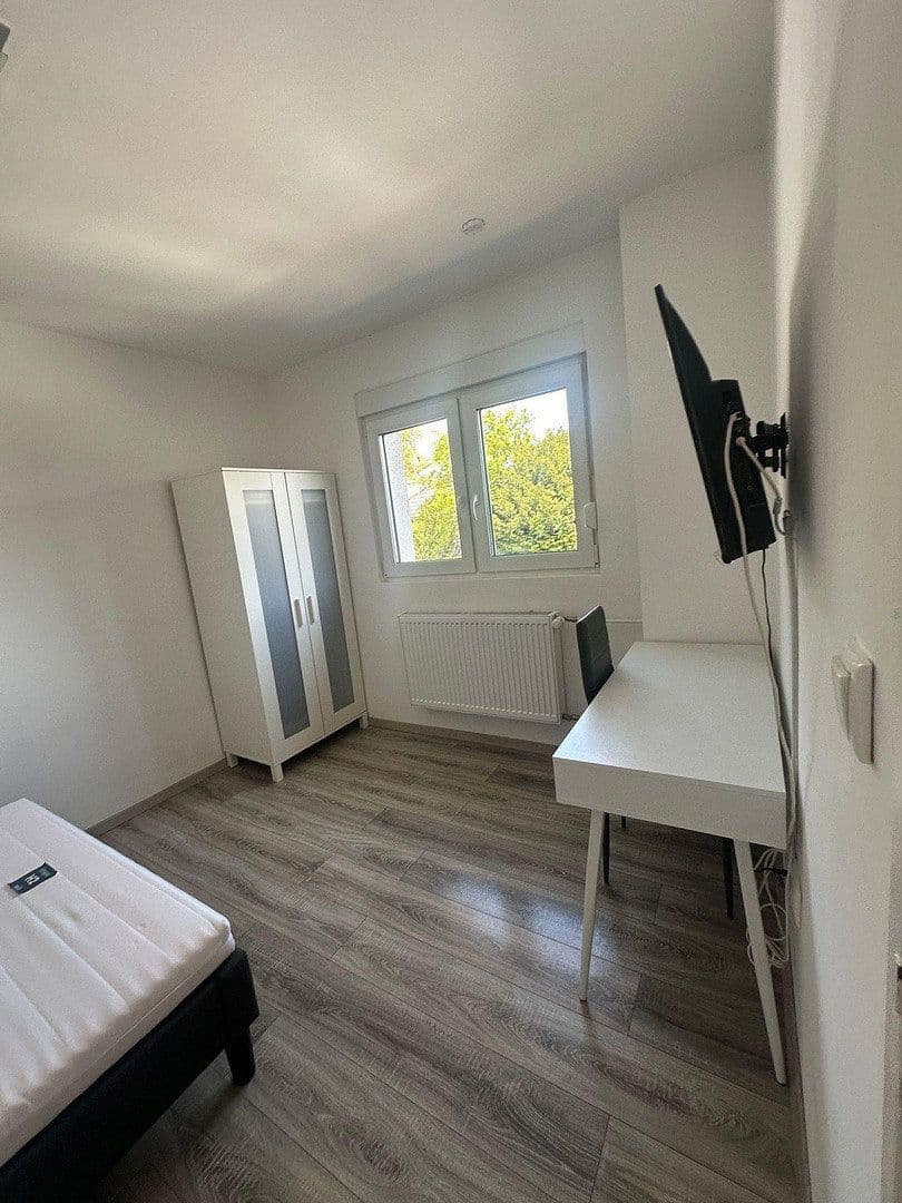 Prenájom bytu 12 m², Frankfurt, Hesensko Prenájom bytu 12 m², Frankfurt, Hesensko