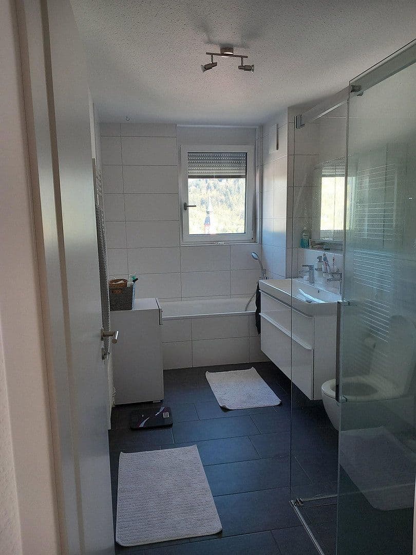 Predaj domu 120 m², pozemok 168 m², Waldkirch, Bádensko-Wurttembersko Predaj domu 120 m², pozemok 168 m², Waldkirch, Bádensko-Wurttembersko
