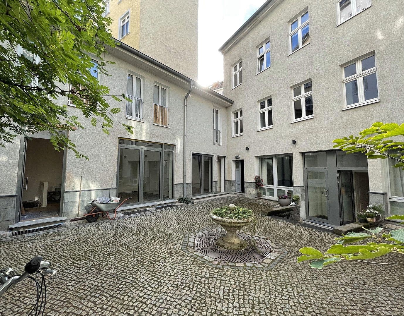 Prenájom kancelárie 87 m², Elisabethkirchstr. 17, Berlin, Berlín Prenájom kancelárie 87 m², Elisabethkirchstr. 17, Berlin, Berlín
