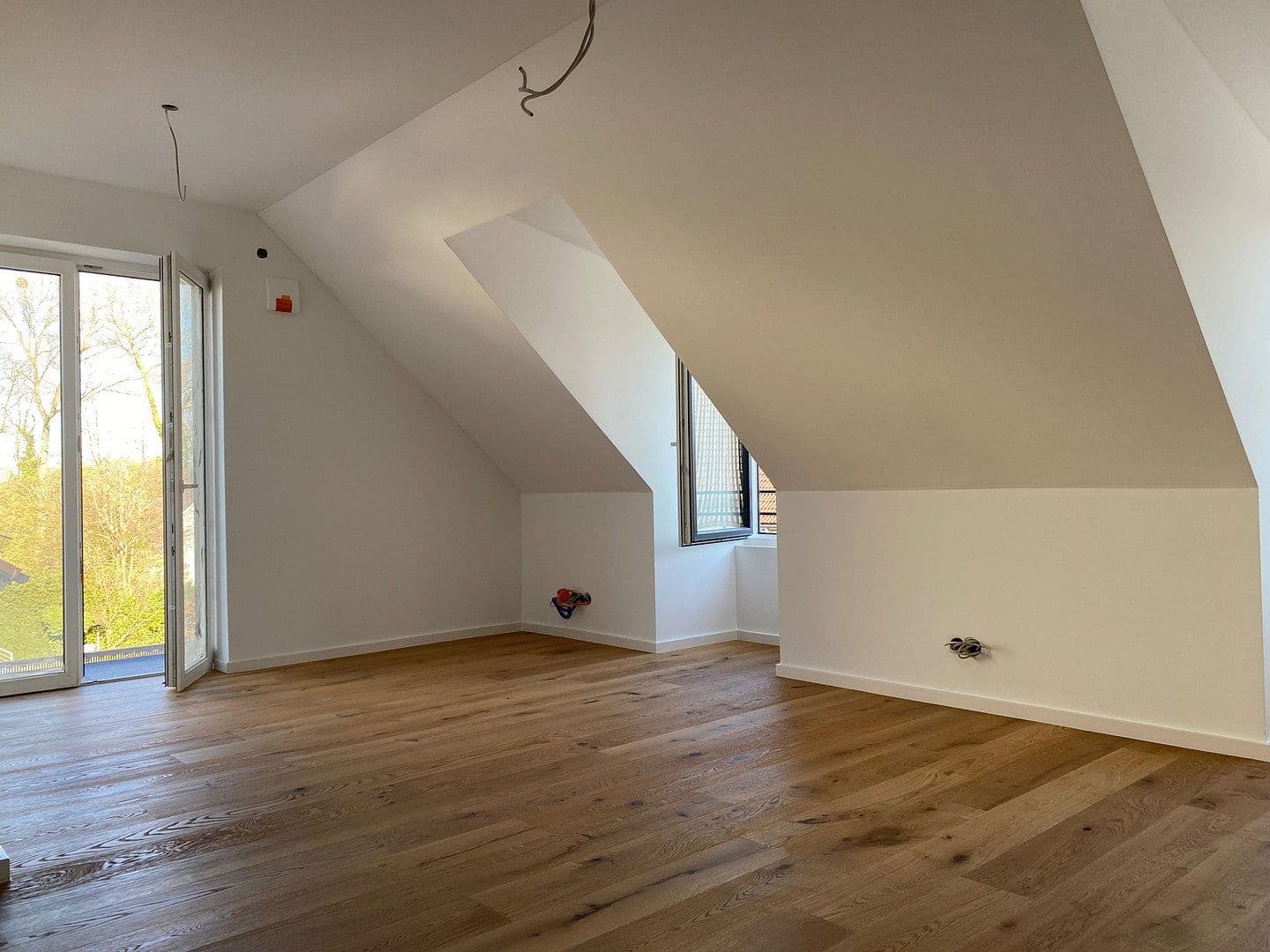 Prenájom bytu 4-izbový 113 m², Karlsfeld, Bavorsko Prenájom bytu 4-izbový 113 m², Karlsfeld, Bavorsko