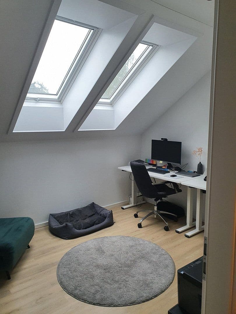 Prenájom bytu 3-izbový 112 m², Hamburg, Hamburg Prenájom bytu 3-izbový 112 m², Hamburg, Hamburg