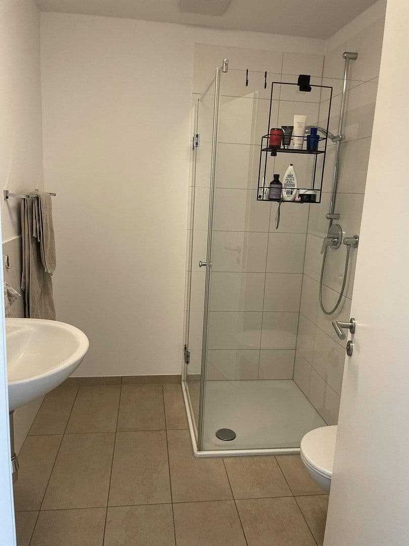 Prenájom bytu 3-izbový 112 m², Hamburg, Hamburg Prenájom bytu 3-izbový 112 m², Hamburg, Hamburg