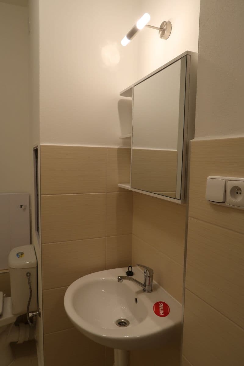 Prenájom bytu 2-izbový 40 m², Jílová, Olomouc, Olomoucký kraj Prenájom bytu 2-izbový 40 m², Jílová, Olomouc, Olomoucký kraj