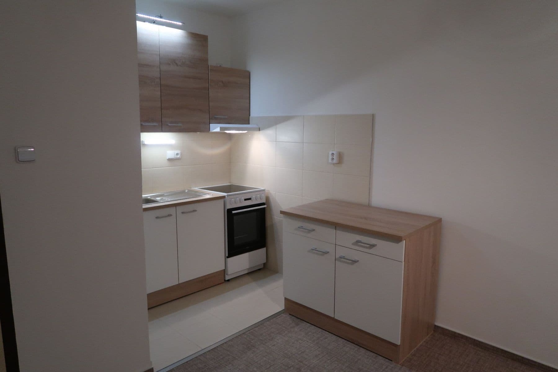 Prenájom bytu 2-izbový 40 m², Jílová, Olomouc, Olomoucký kraj Prenájom bytu 2-izbový 40 m², Jílová, Olomouc, Olomoucký kraj