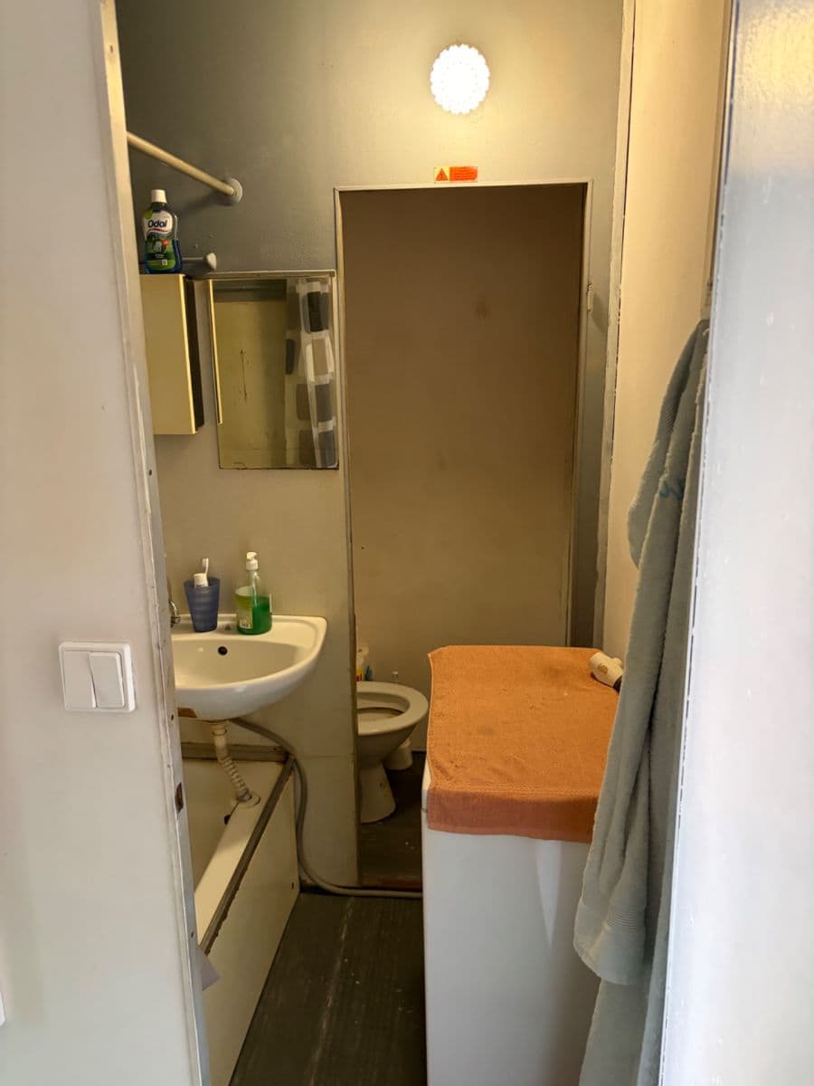 Predaj bytu 1-izbový 36 m², Brněnská, Olomouc, Olomoucký kraj Predaj bytu 1-izbový 36 m², Brněnská, Olomouc, Olomoucký kraj