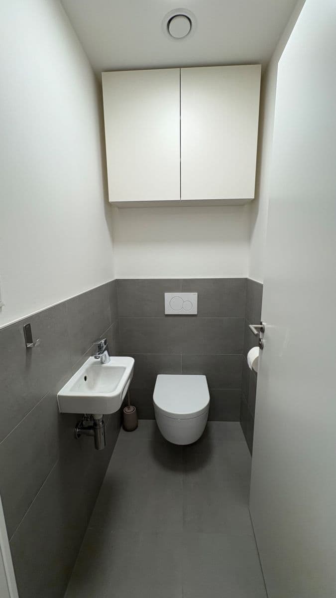 Prenájom bytu 2-izbový 55 m², Bystrcká, Brno, Jihomoravský kraj Prenájom bytu 2-izbový 55 m², Bystrcká, Brno, Jihomoravský kraj