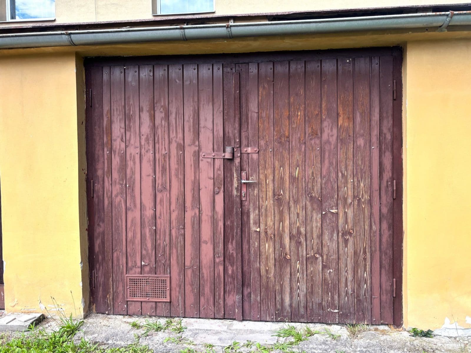 Predaj garáže 18 m², Liberec, Liberecký kraj Predaj garáže 18 m², Liberec, Liberecký kraj