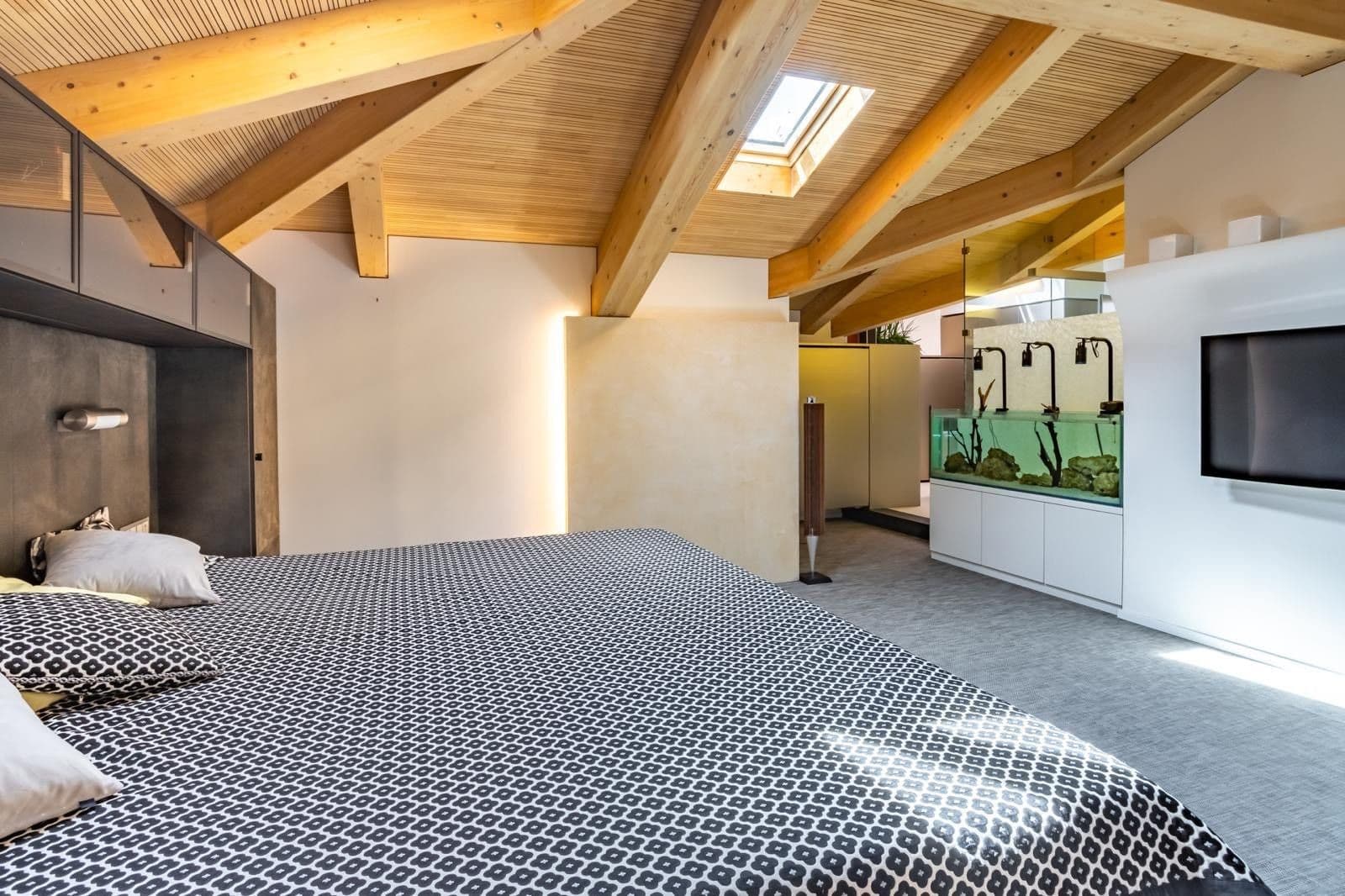 Predaj bytu 5-izbový 230 m², Hálkova, Praha, Praha Predaj bytu 5-izbový 230 m², Hálkova, Praha, Praha