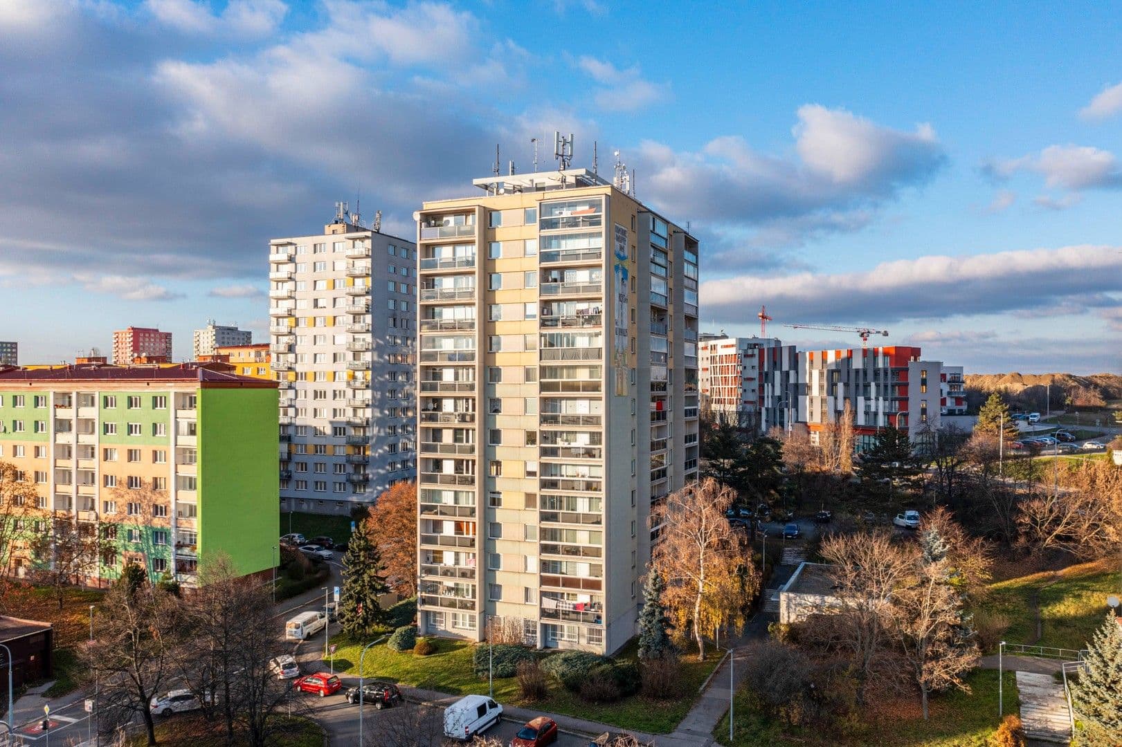 Prenájom bytu 4-izbový 69 m², Hledíková, Praha, Praha Prenájom bytu 4-izbový 69 m², Hledíková, Praha, Praha