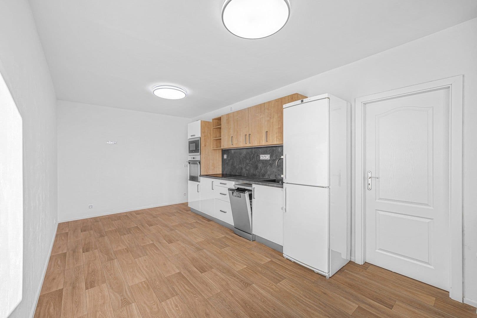 Prenájom bytu 4-izbový 69 m², Hledíková, Praha, Praha Prenájom bytu 4-izbový 69 m², Hledíková, Praha, Praha