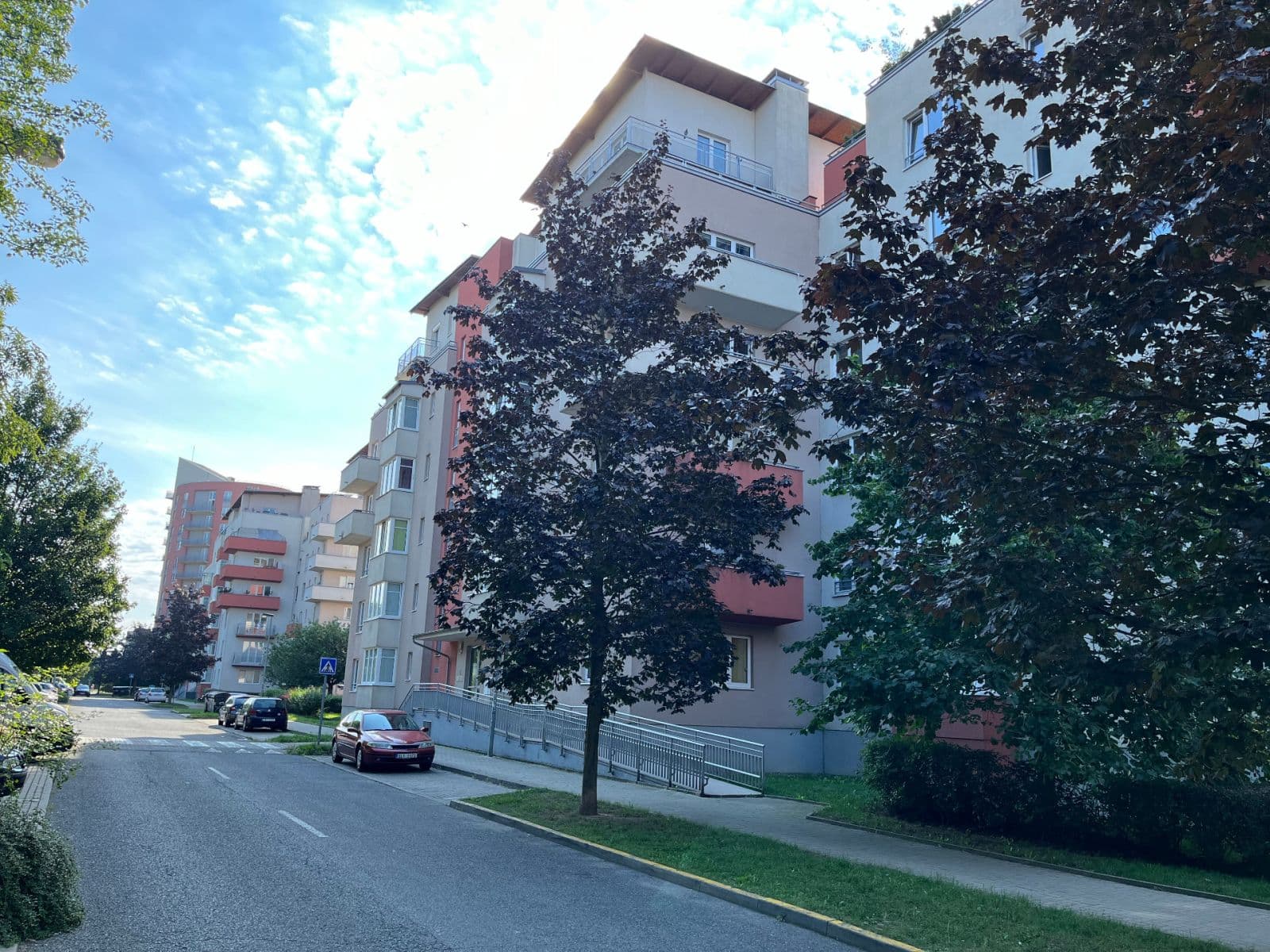 Prenájom bytu 1-izbový 27 m², Mikanova, Praha, Praha Prenájom bytu 1-izbový 27 m², Mikanova, Praha, Praha