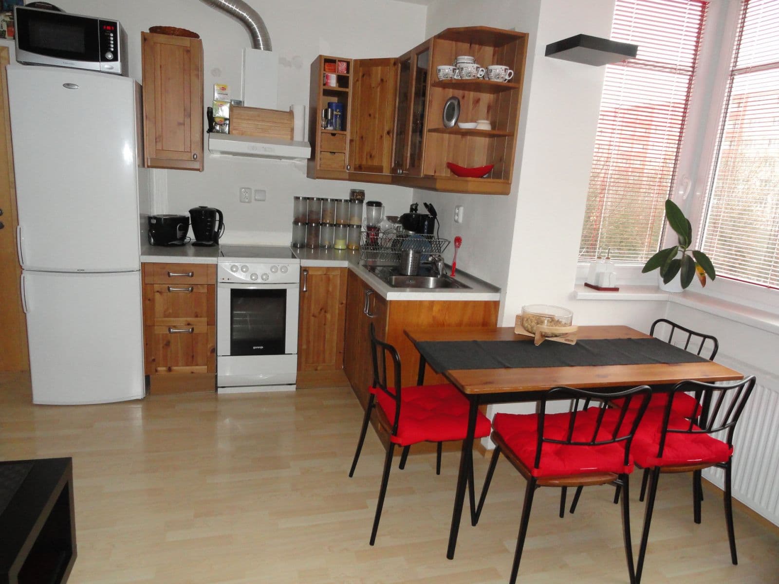 Prenájom bytu 1-izbový 27 m², Mikanova, Praha, Praha Prenájom bytu 1-izbový 27 m², Mikanova, Praha, Praha