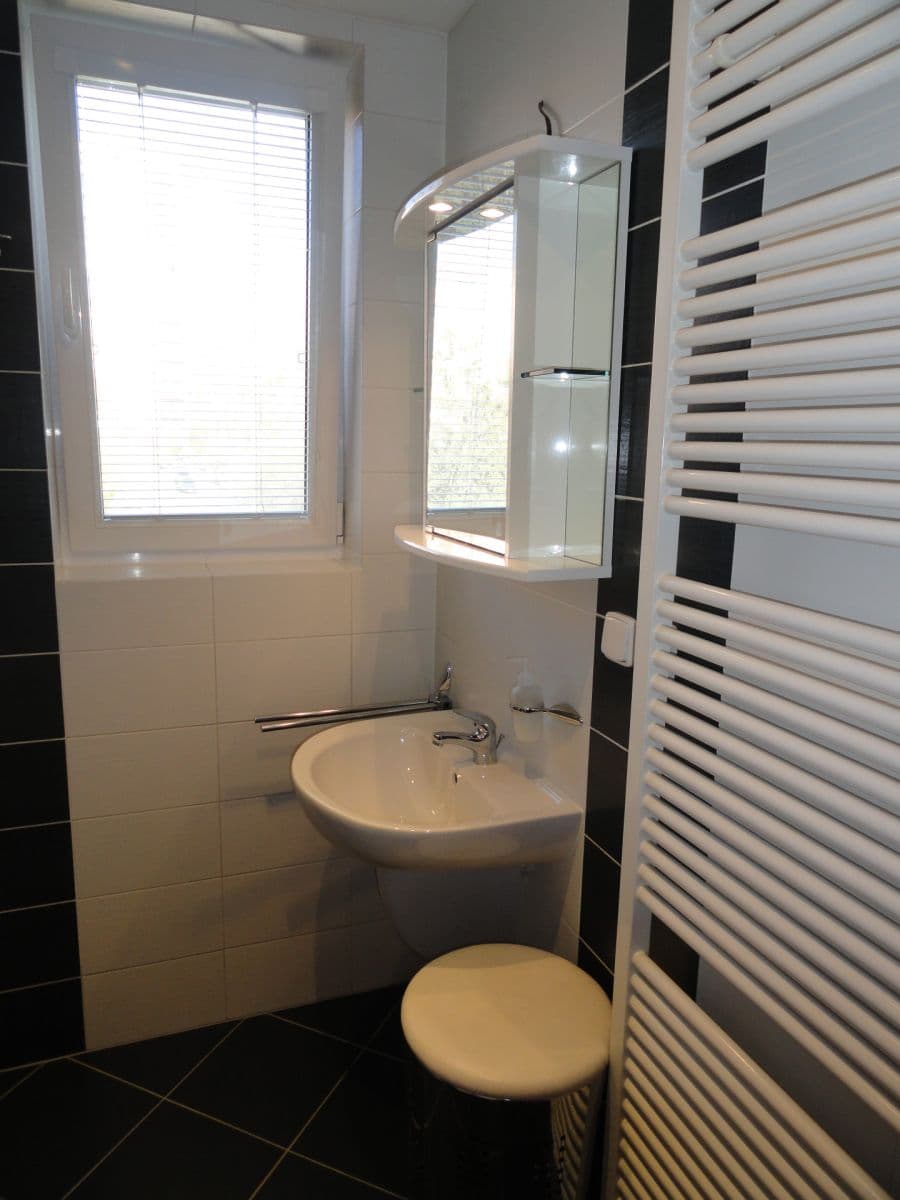 Prenájom bytu 1-izbový 27 m², Mikanova, Praha, Praha Prenájom bytu 1-izbový 27 m², Mikanova, Praha, Praha