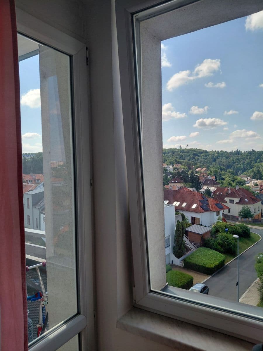 Prenájom bytu 1-izbový 27 m², Hornoměcholupská, Praha, Praha Prenájom bytu 1-izbový 27 m², Hornoměcholupská, Praha, Praha