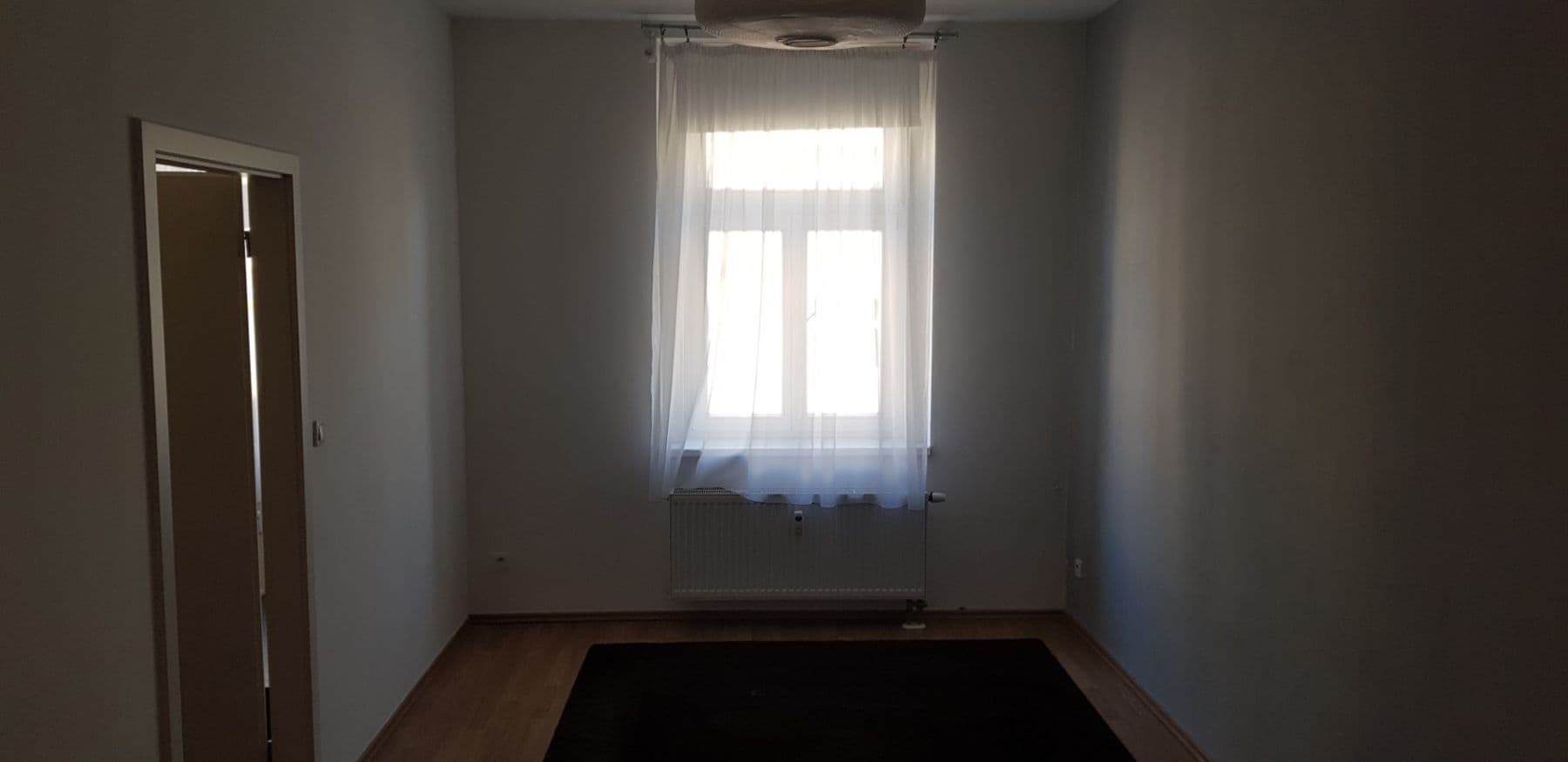 Prenájom bytu 2-izbový 62 m², Thámova, Praha, Praha Prenájom bytu 2-izbový 62 m², Thámova, Praha, Praha