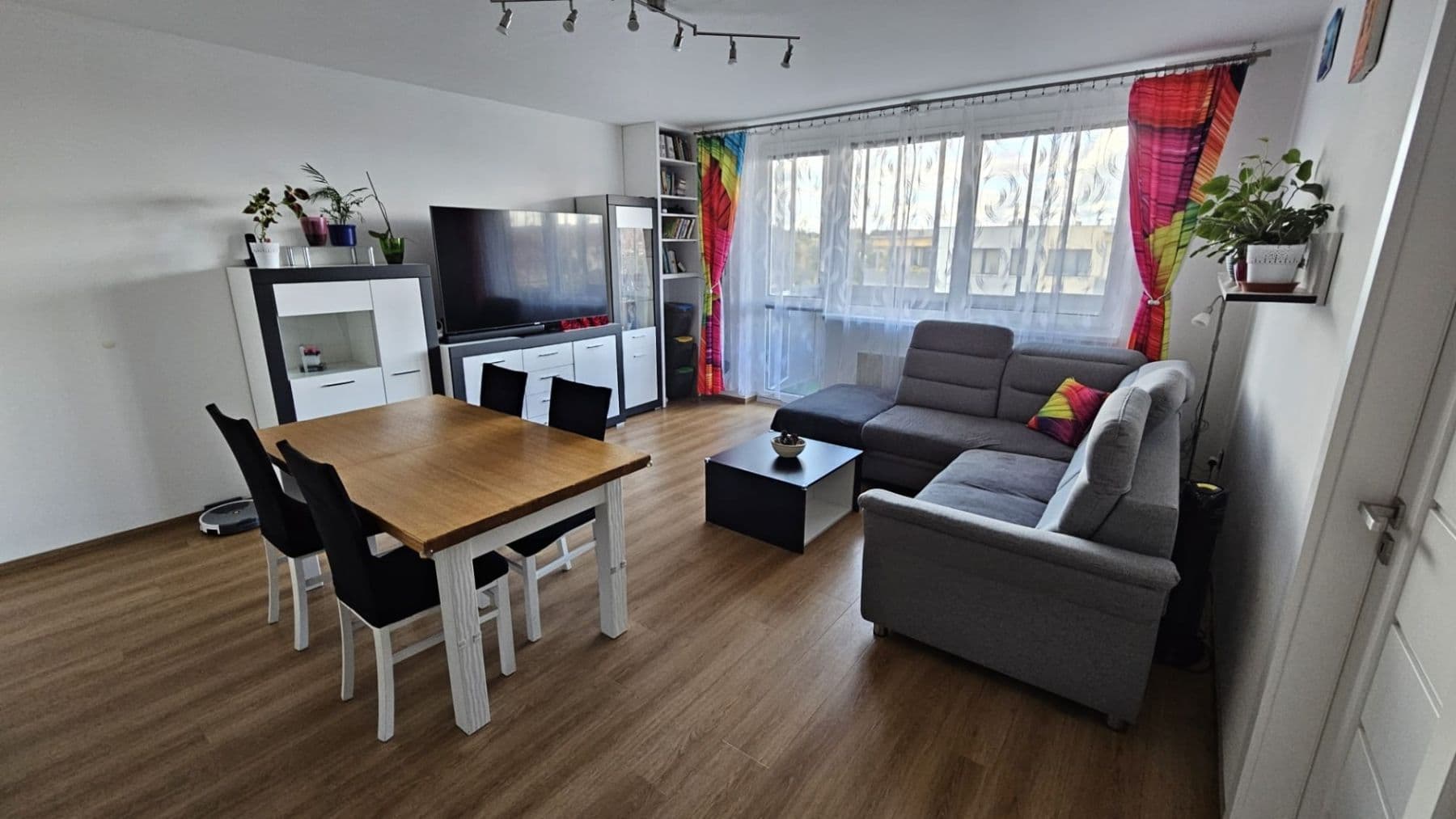Predaj bytu 4-izbový 105 m², Americká, Liberec, Liberecký kraj Predaj bytu 4-izbový 105 m², Americká, Liberec, Liberecký kraj