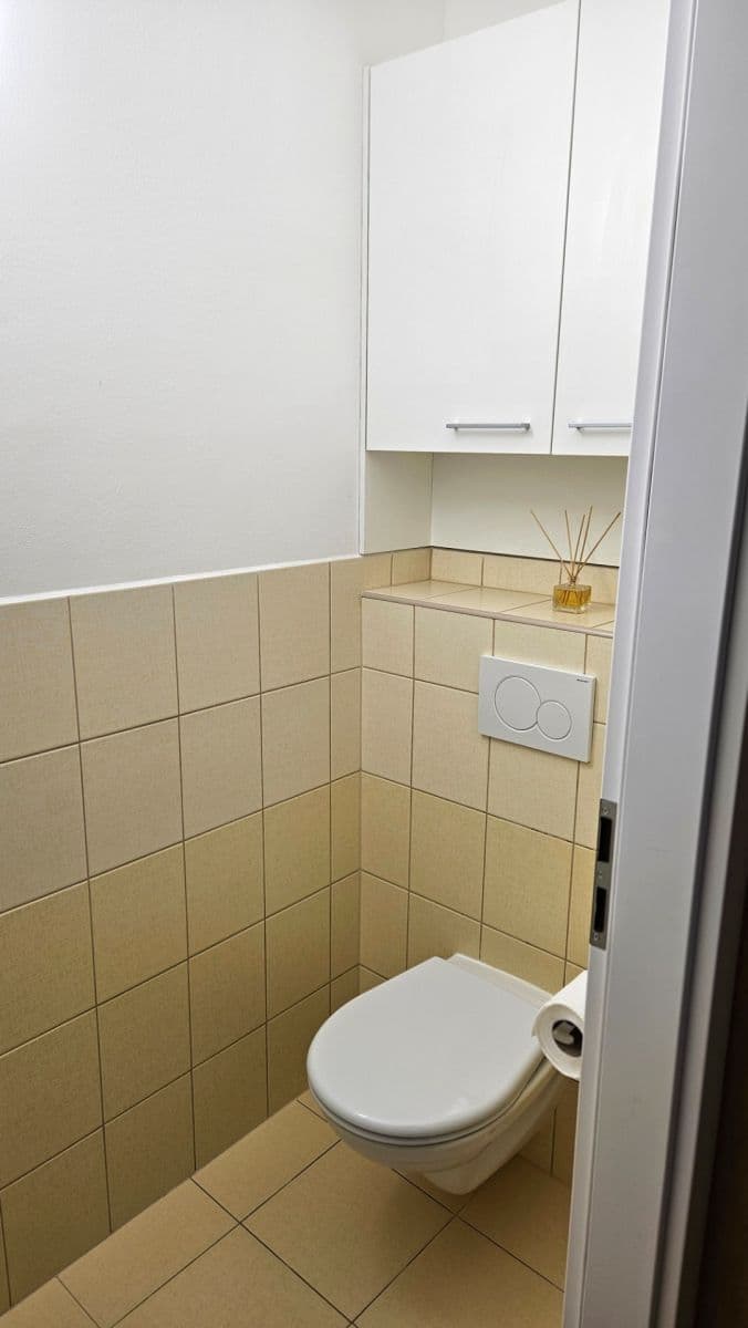 Predaj bytu 4-izbový 105 m², Americká, Liberec, Liberecký kraj Predaj bytu 4-izbový 105 m², Americká, Liberec, Liberecký kraj