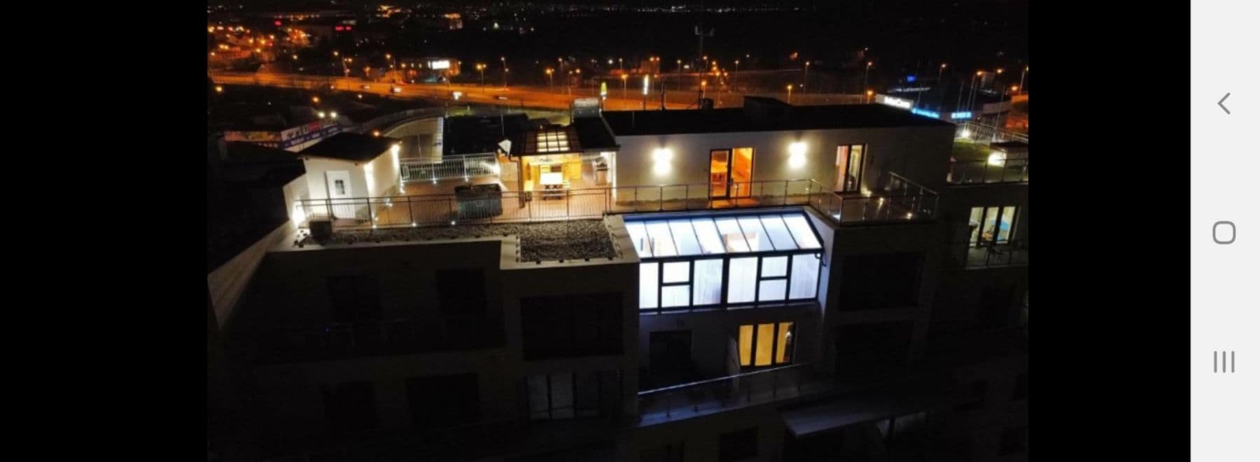 Prenájom bytu 4-izbový 370 m², Otýlie Beníškové, Plzeň, Plzeňský kraj Prenájom bytu 4-izbový 370 m², Otýlie Beníškové, Plzeň, Plzeňský kraj