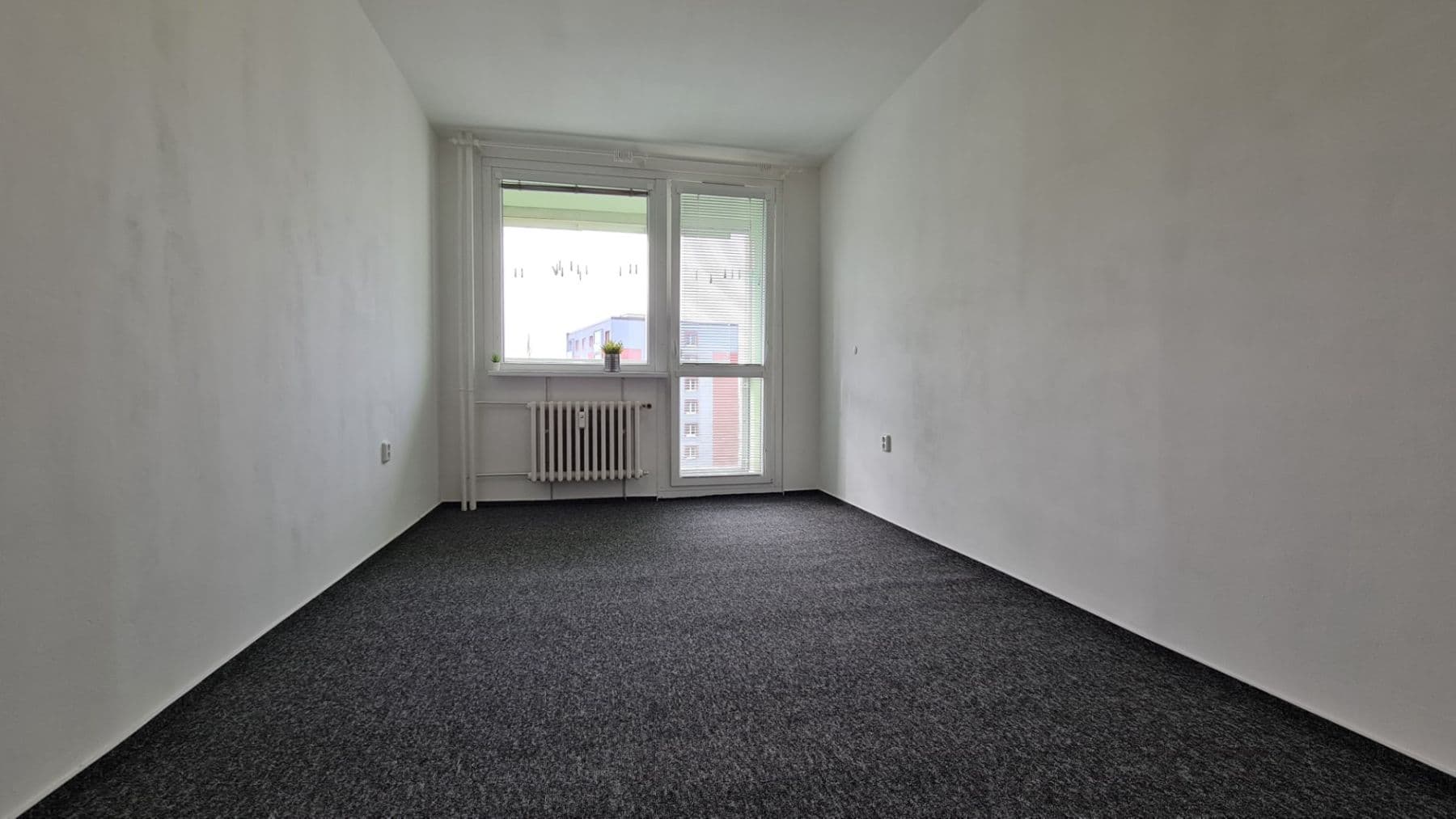 Prenájom bytu 2-izbový 40 m², Hradecká, Česká Lípa, Liberecký kraj Prenájom bytu 2-izbový 40 m², Hradecká, Česká Lípa, Liberecký kraj